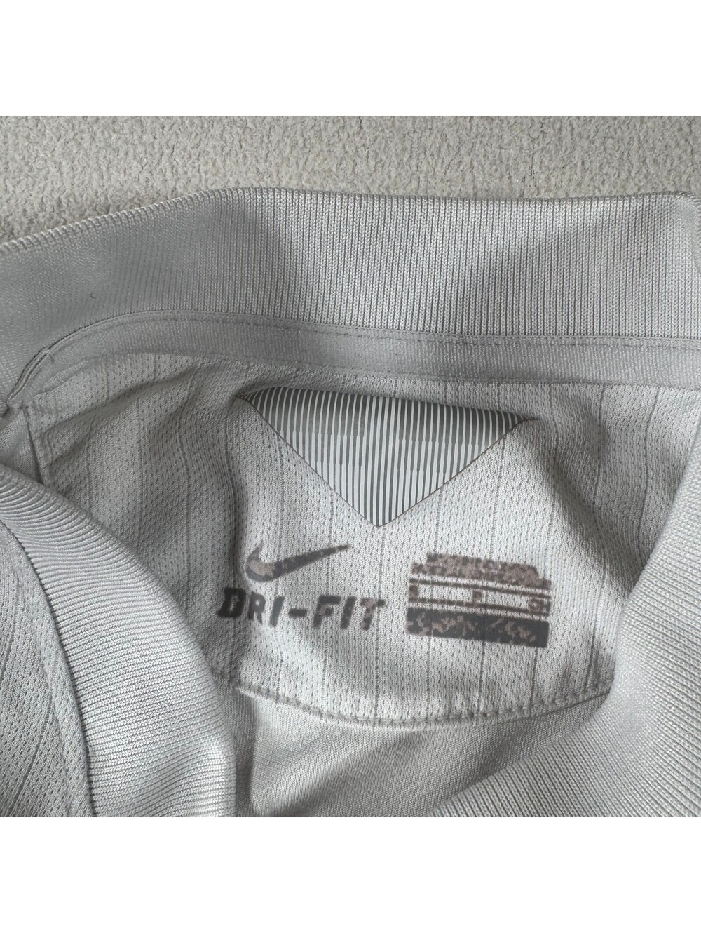 Nike England National Football Team White Jersey Size Small - Picture 9 of 12